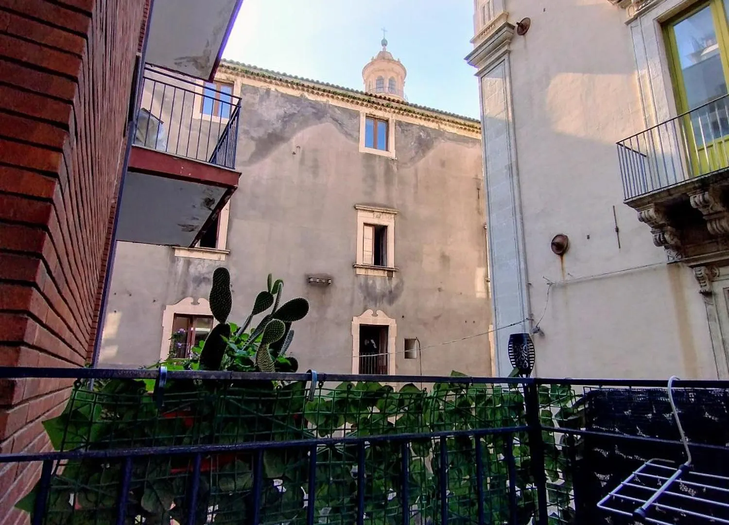 Al Quadrato D'Oro Rooms Catania Italy